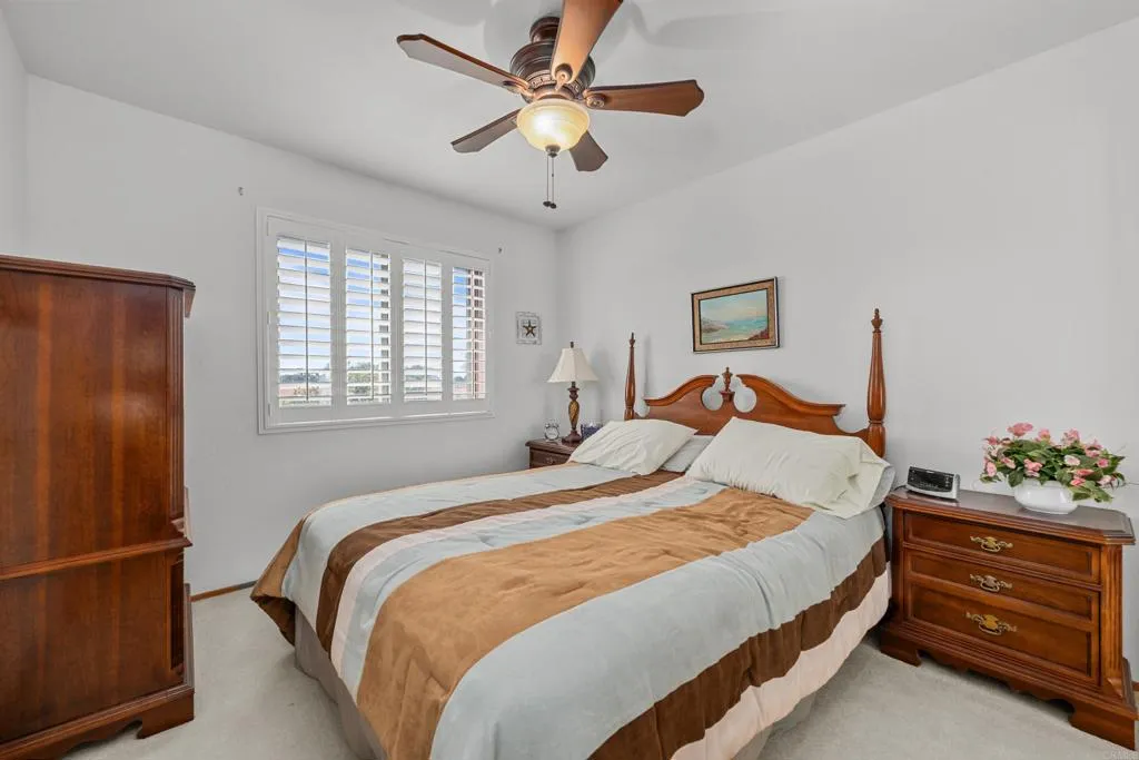 6867 Maple Leaf Drive
