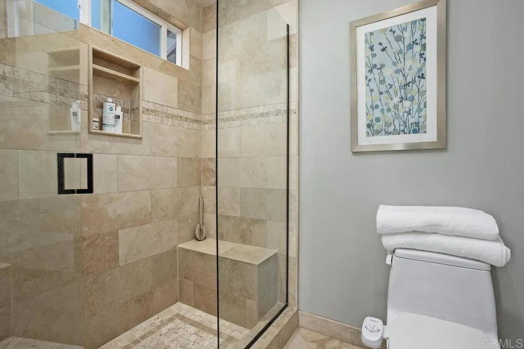 560 San Andres Dr.