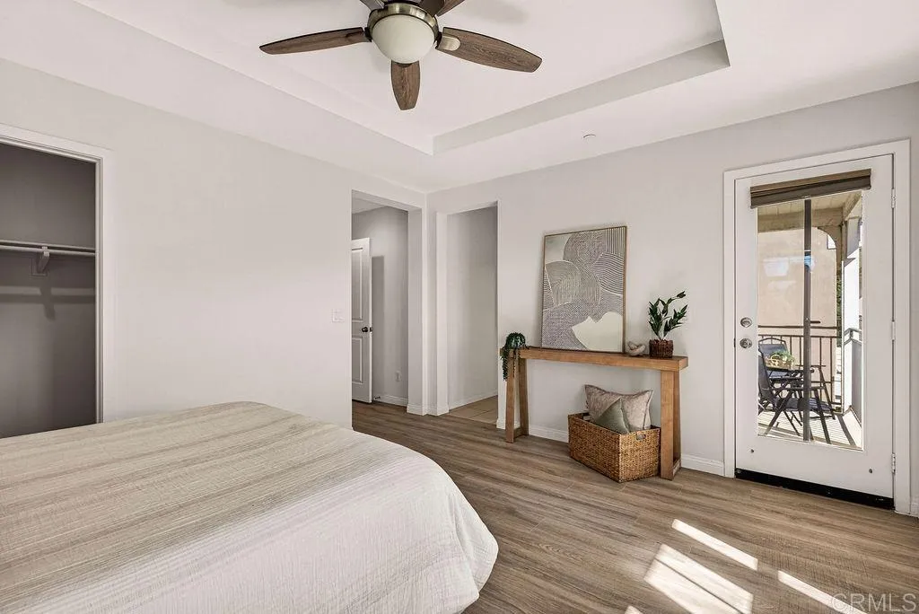4301 Pacifica Way Unit 2