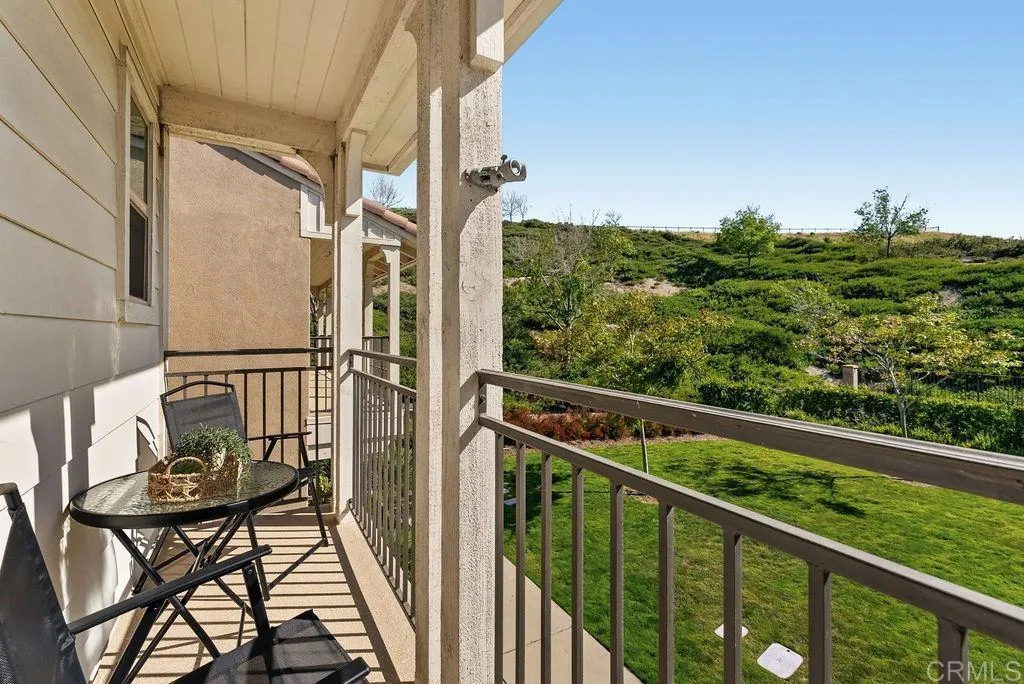 4301 Pacifica Way Unit 2