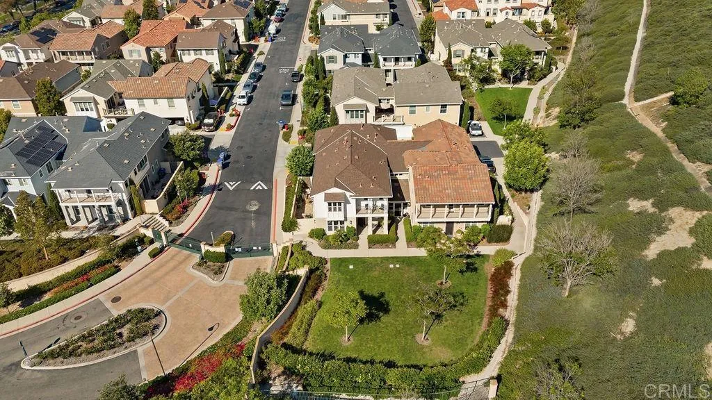 4301 Pacifica Way Unit 2