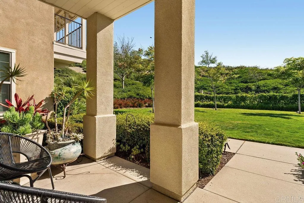 4301 Pacifica Way Unit 2
