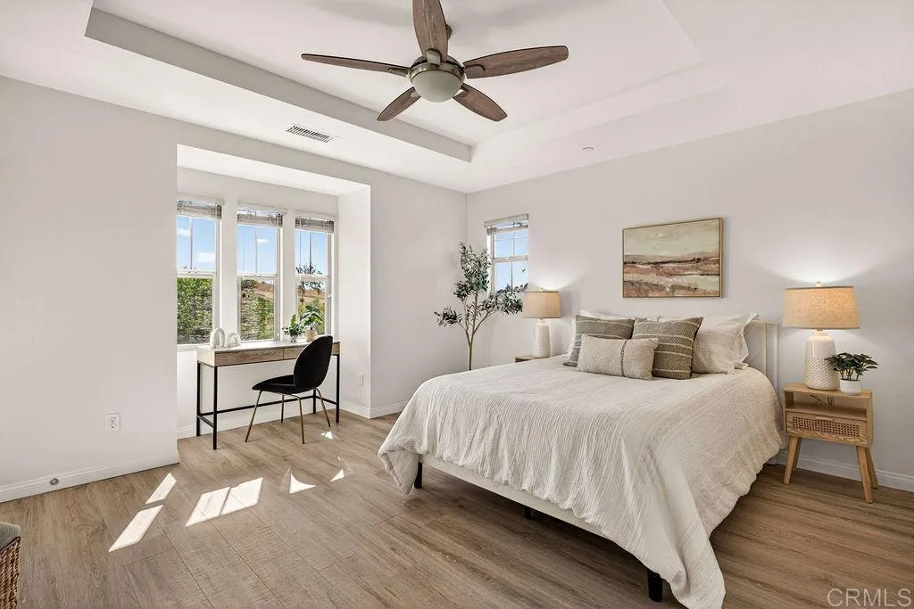 4301 Pacifica Way Unit 2