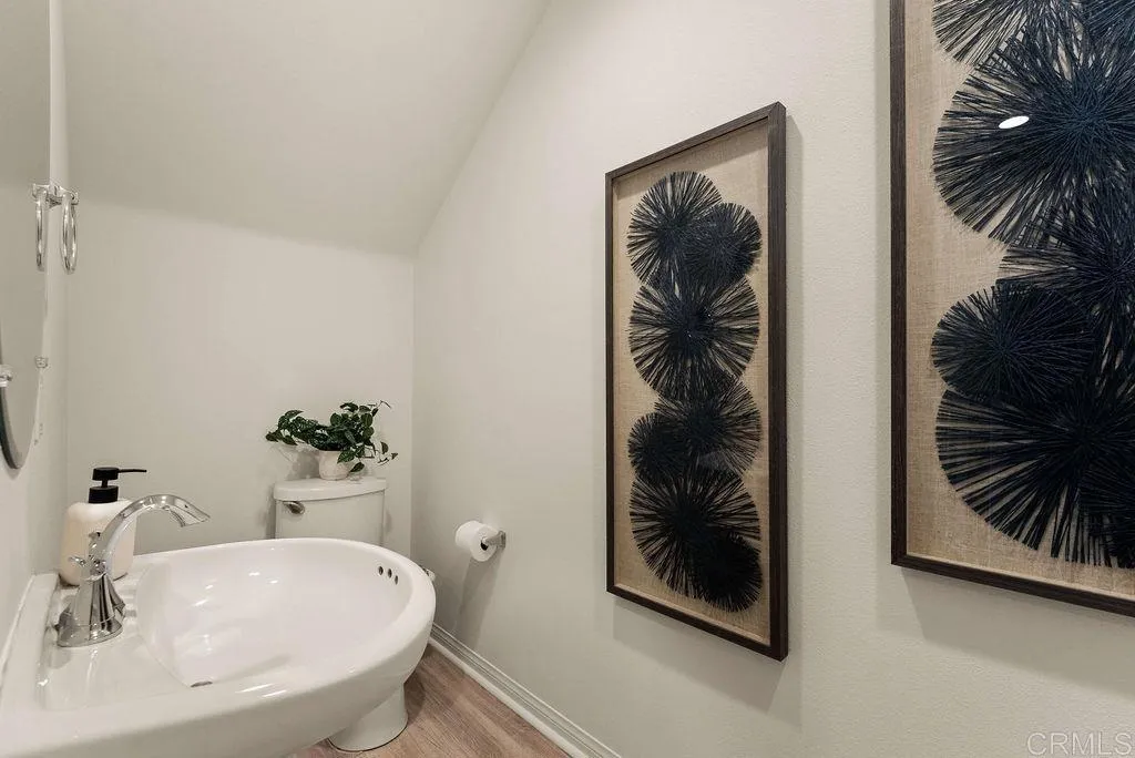 4301 Pacifica Way Unit 2