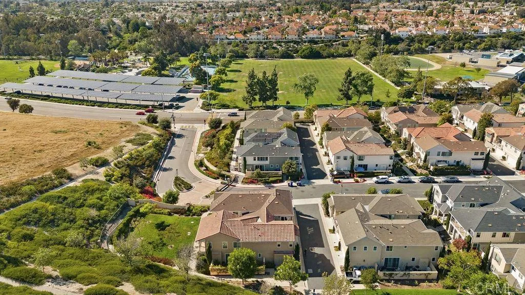 4301 Pacifica Way Unit 2