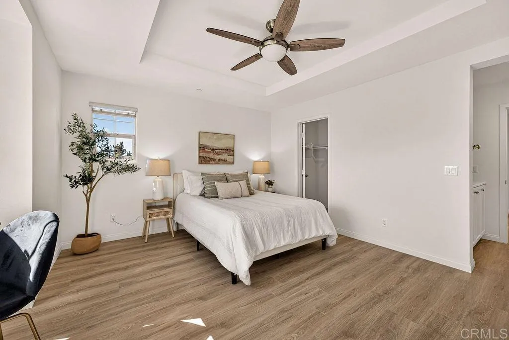 4301 Pacifica Way Unit 2