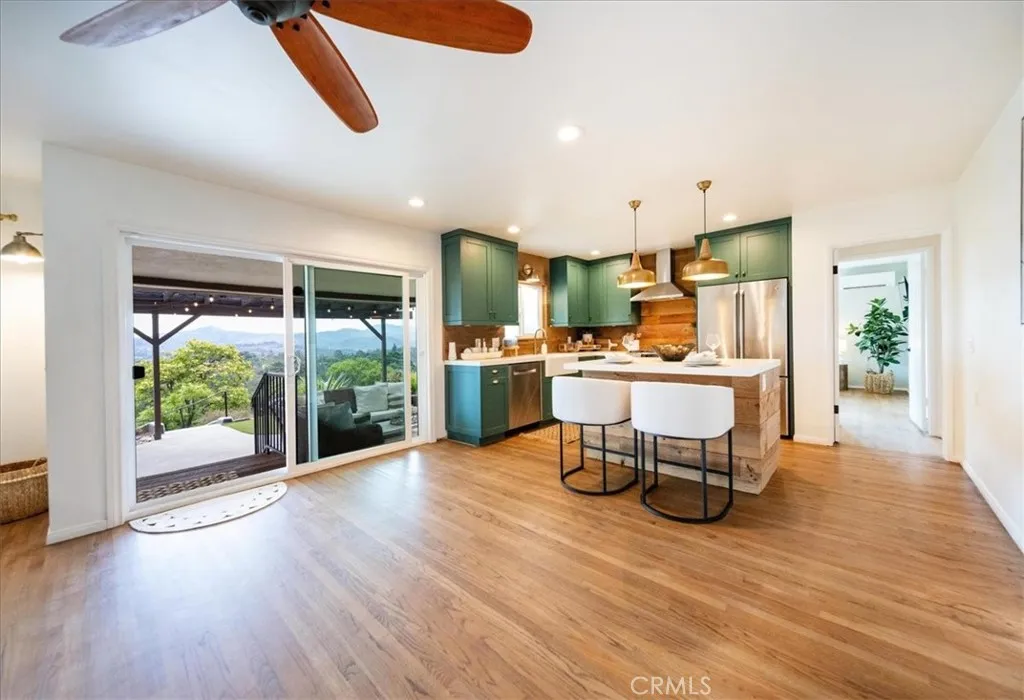 3057 Via Hermosa