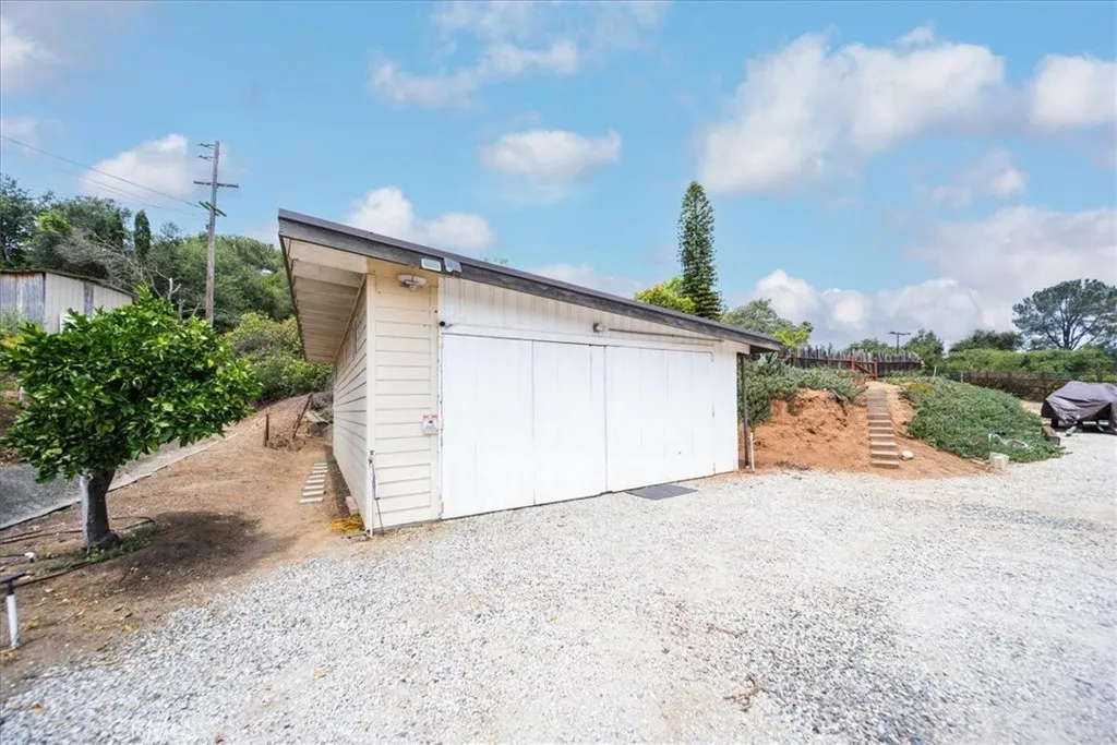 3057 Via Hermosa