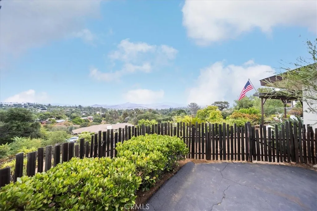 3057 Via Hermosa