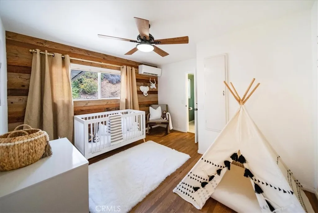 3057 Via Hermosa