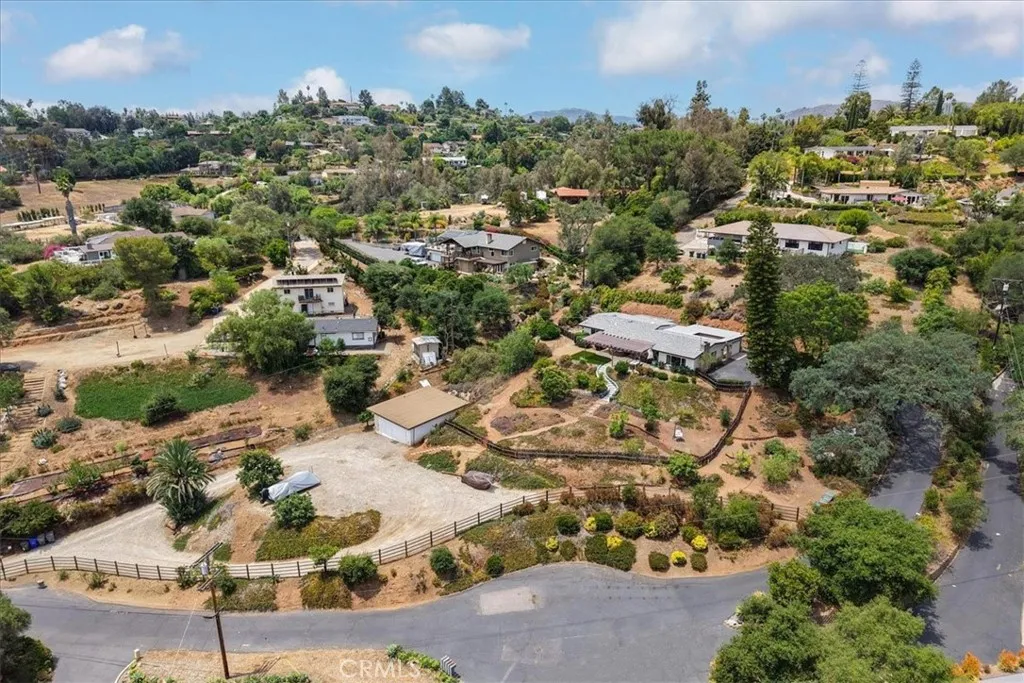 3057 Via Hermosa