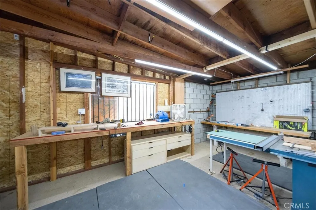 3057 Via Hermosa
