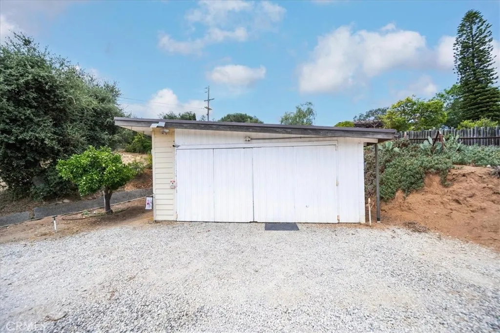 3057 Via Hermosa