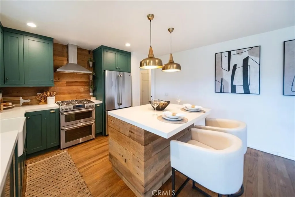 3057 Via Hermosa