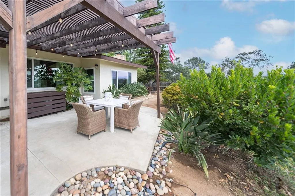 3057 Via Hermosa