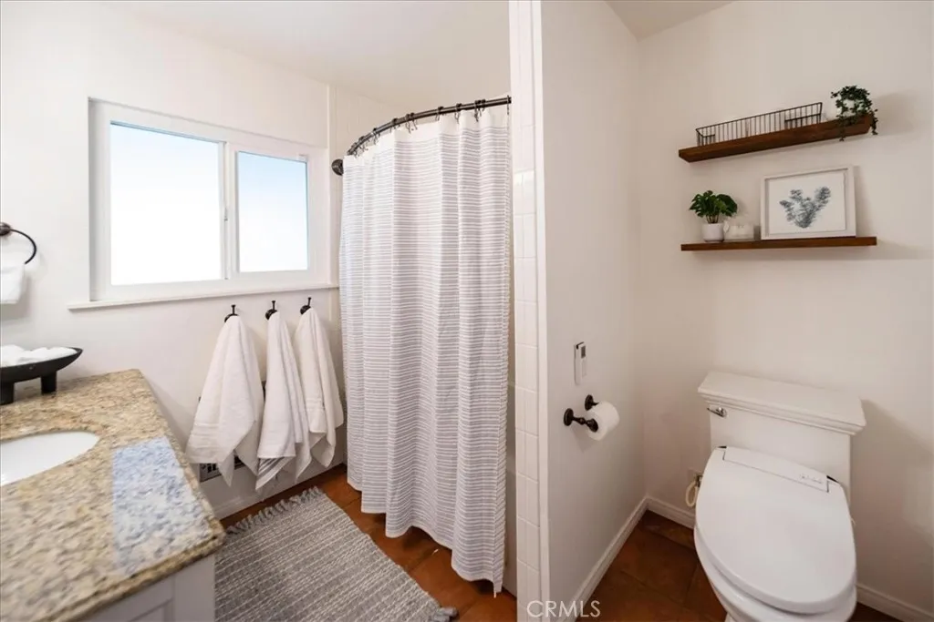 3057 Via Hermosa