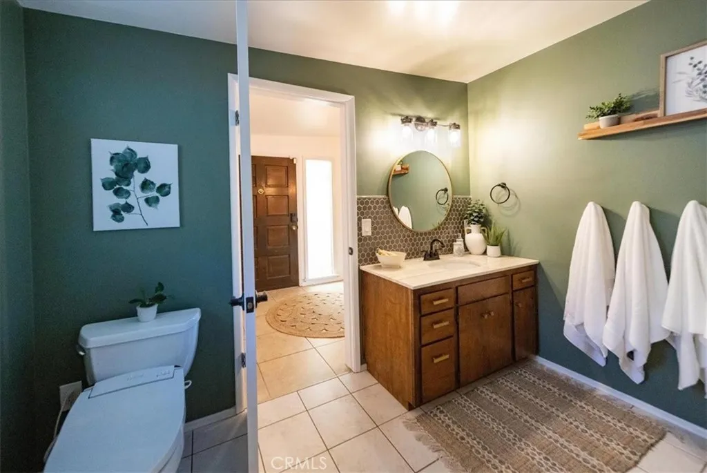 3057 Via Hermosa