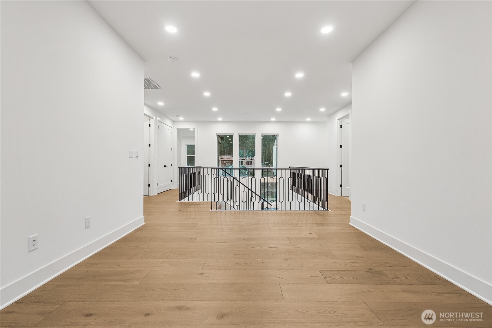 8413 137th Avenue SE Unit: 6