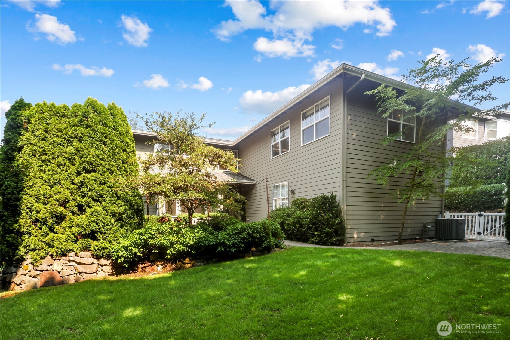 4357 232nd Court SE