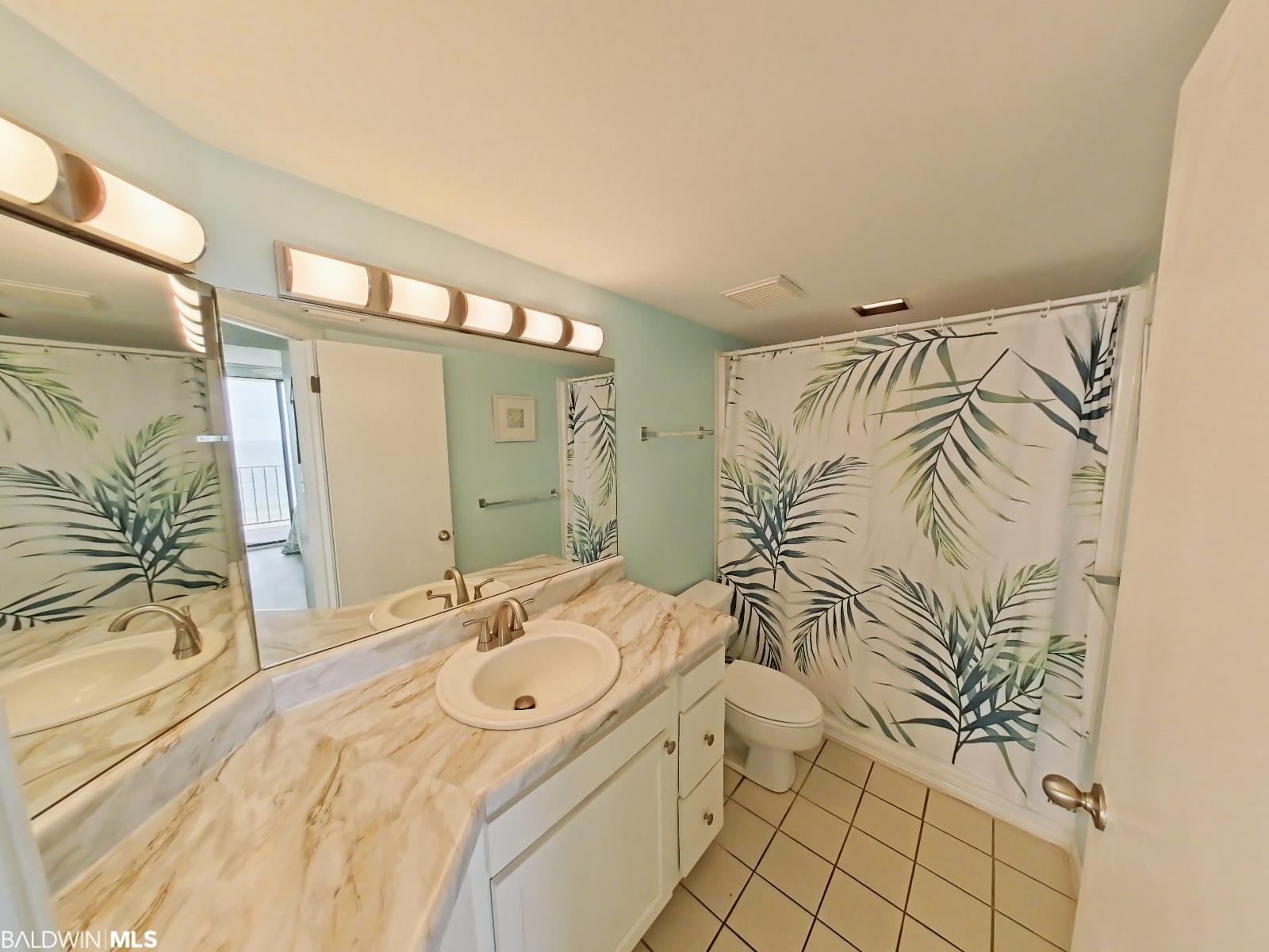 1027 W Beach Boulevard 316