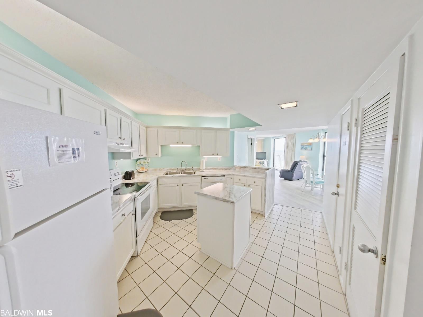 1027 W Beach Boulevard 316