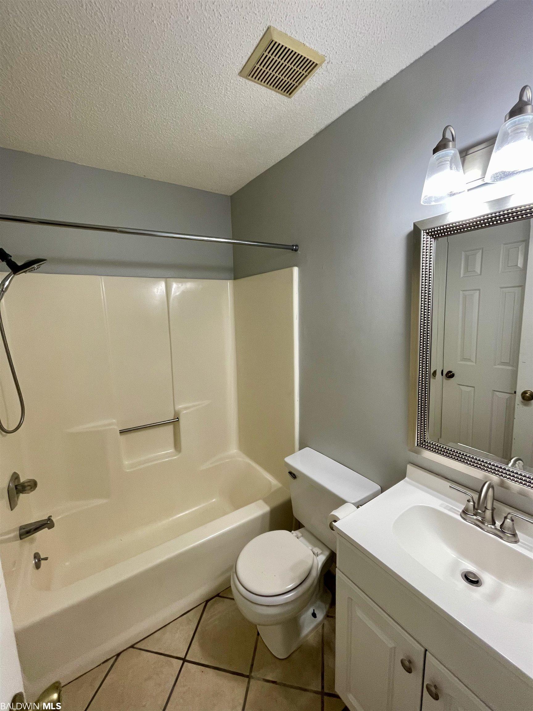 328 Clubhouse Drive 1D