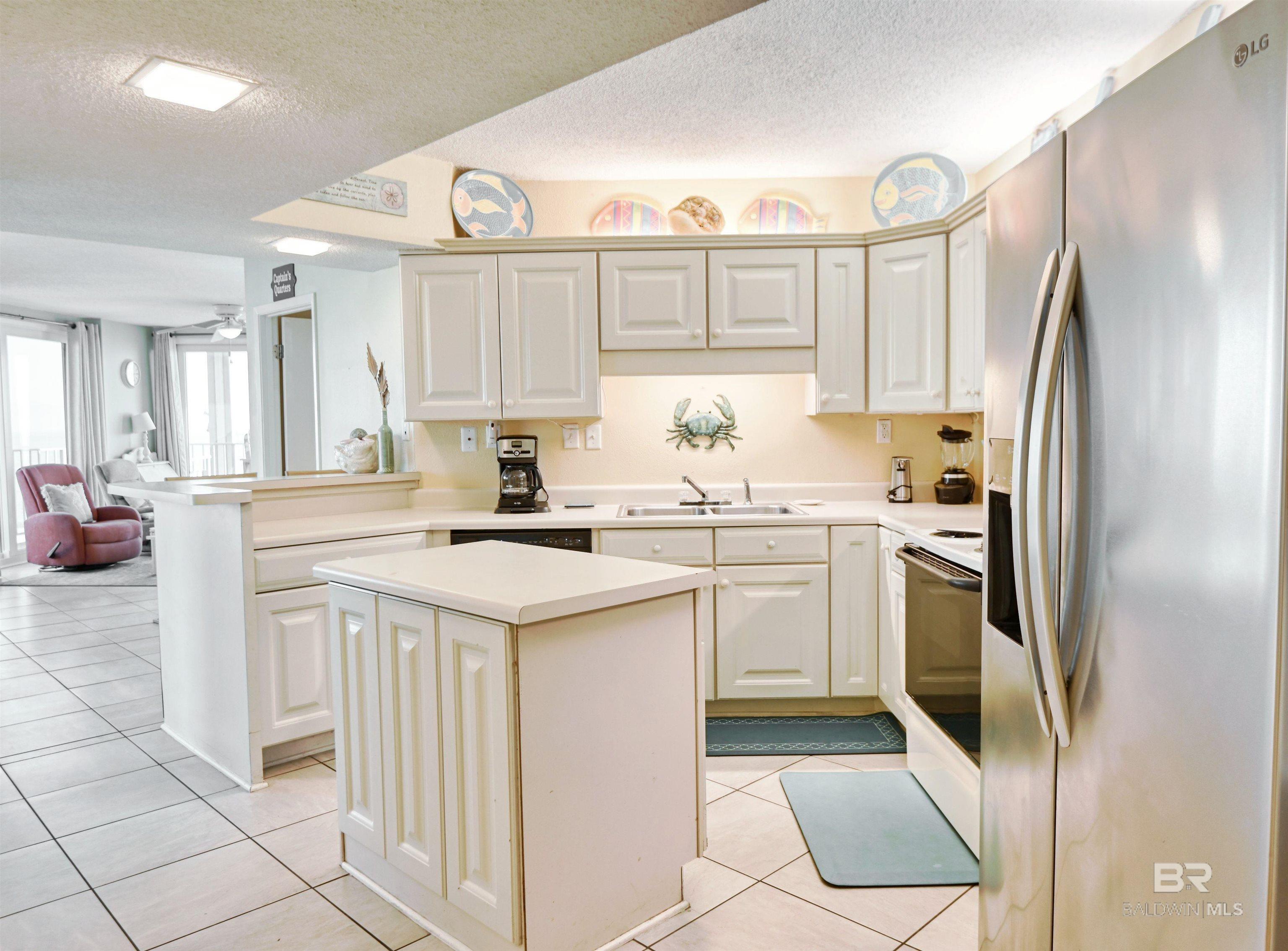 1027 W Beach Boulevard 317