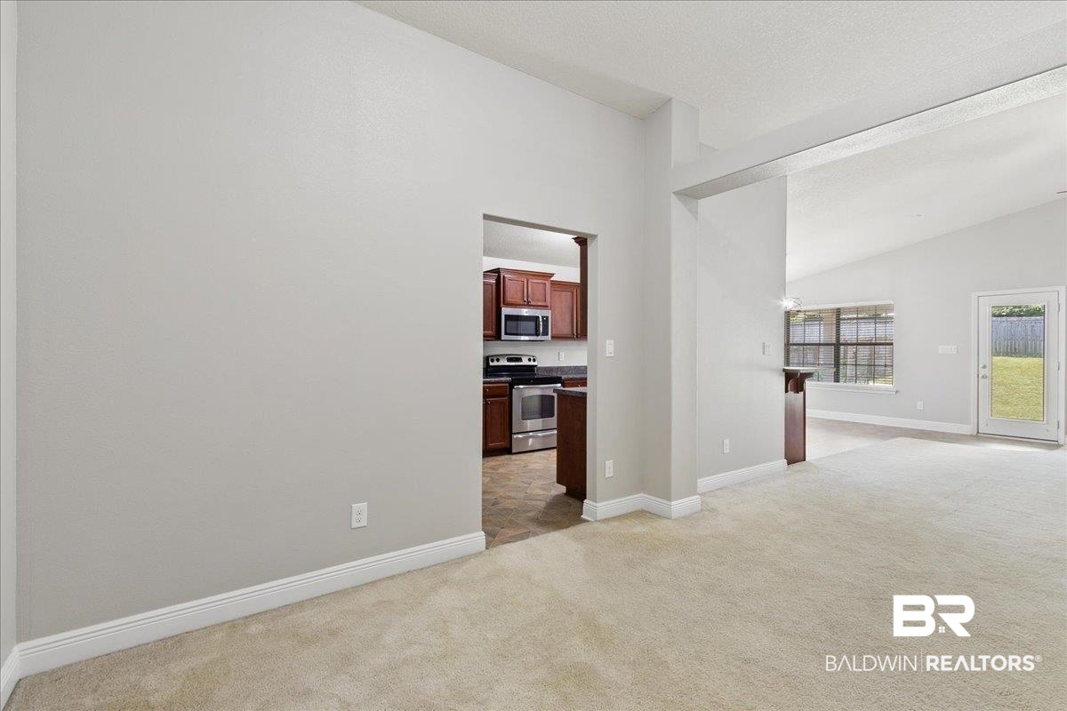 3993 Embers Landing