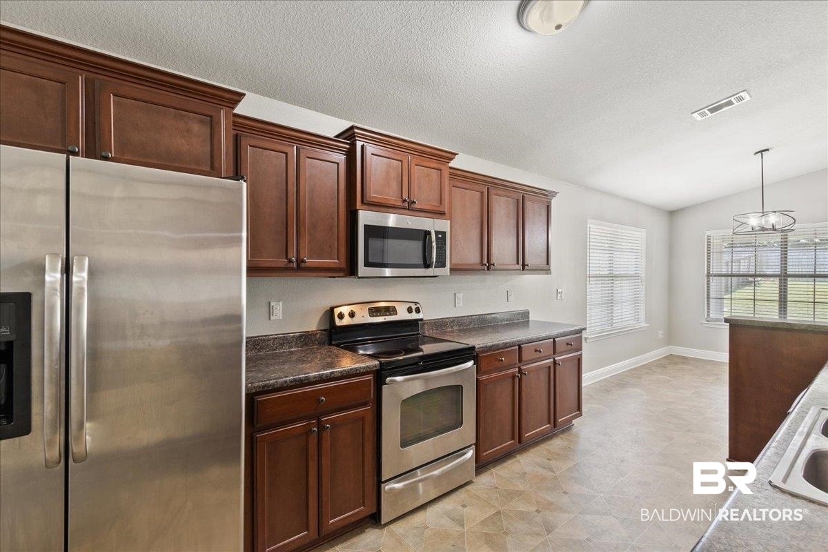 3993 Embers Landing