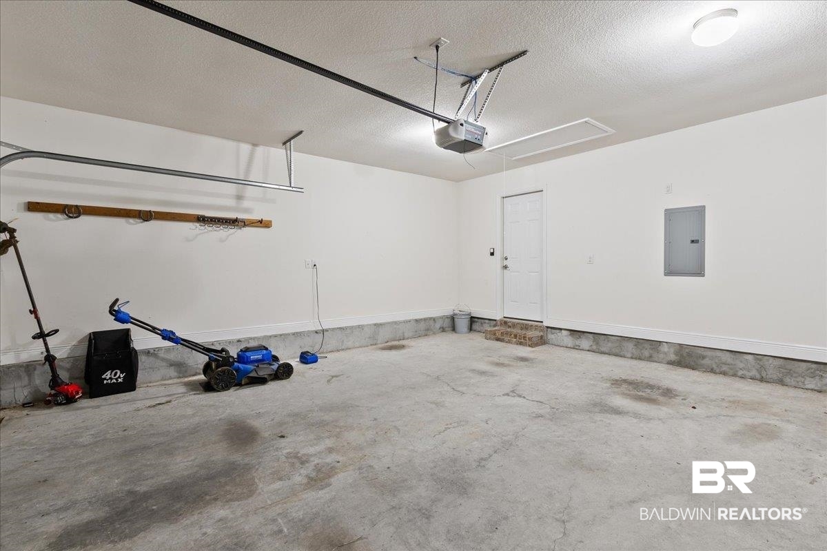 3993 Embers Landing