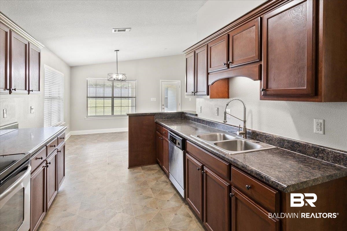 3993 Embers Landing