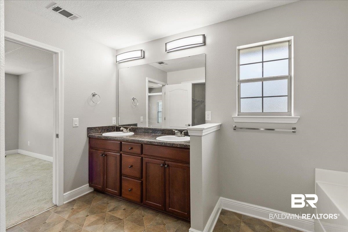 3993 Embers Landing