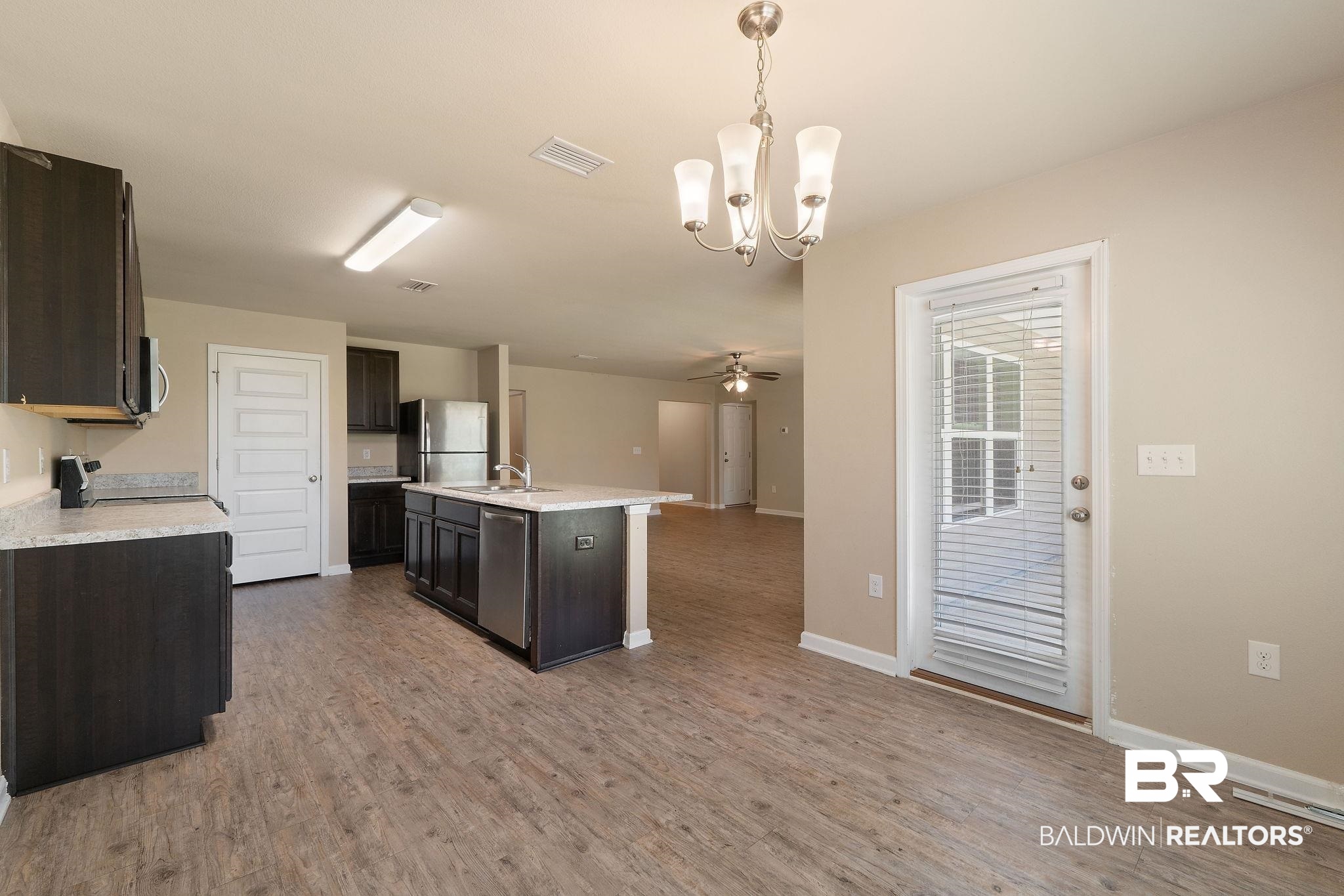 6903 Crimson Lane