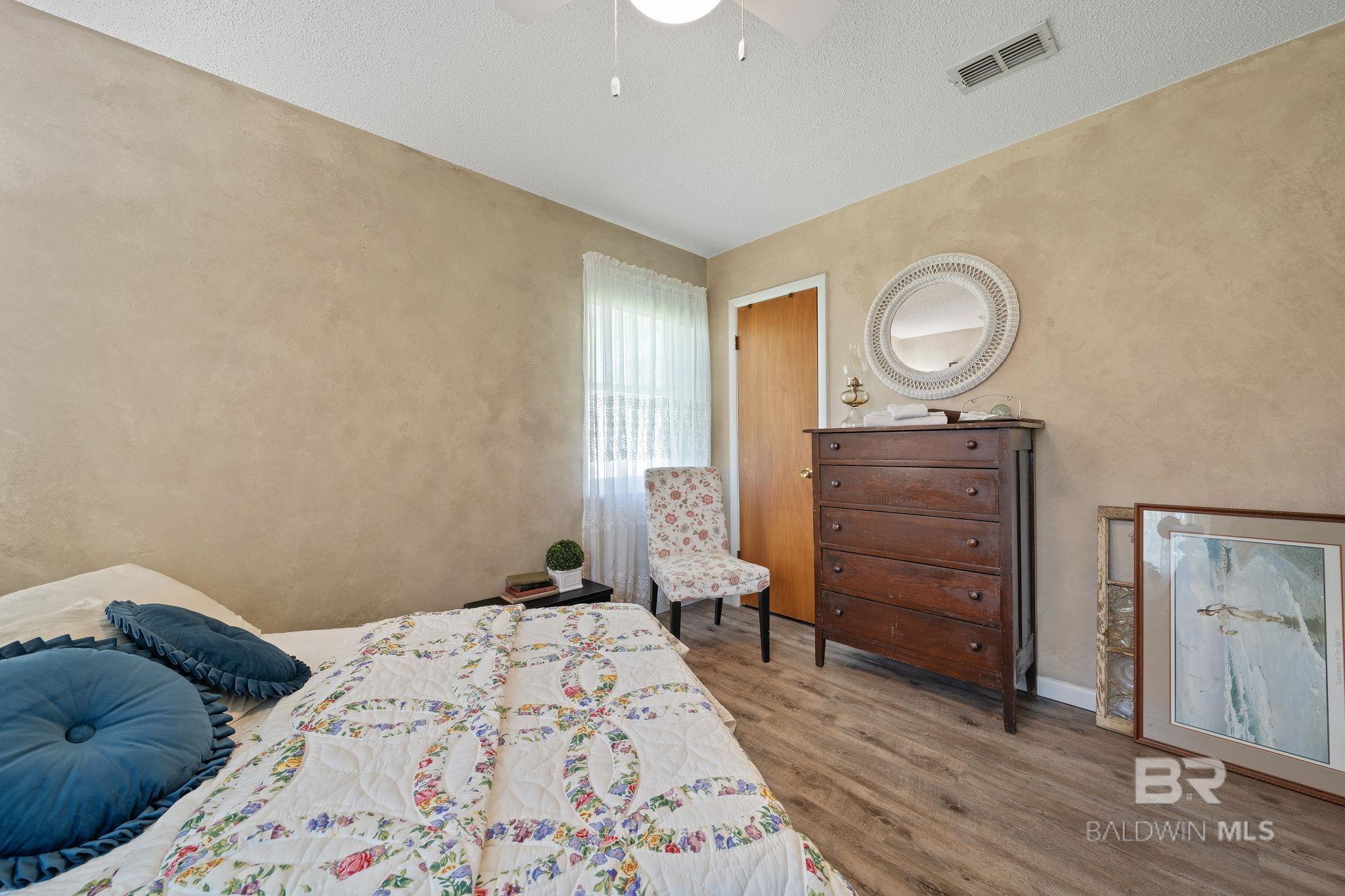 23315 N Frances Street