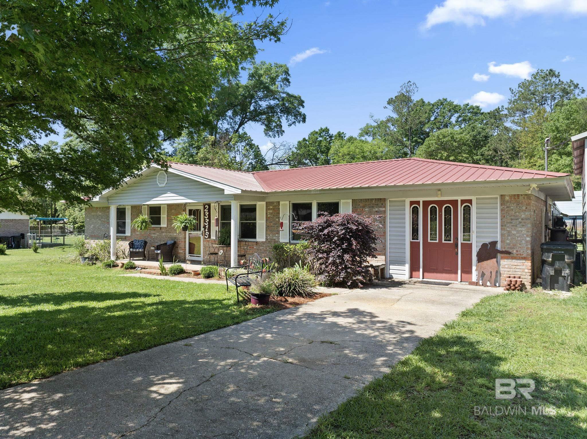 23315 N Frances Street