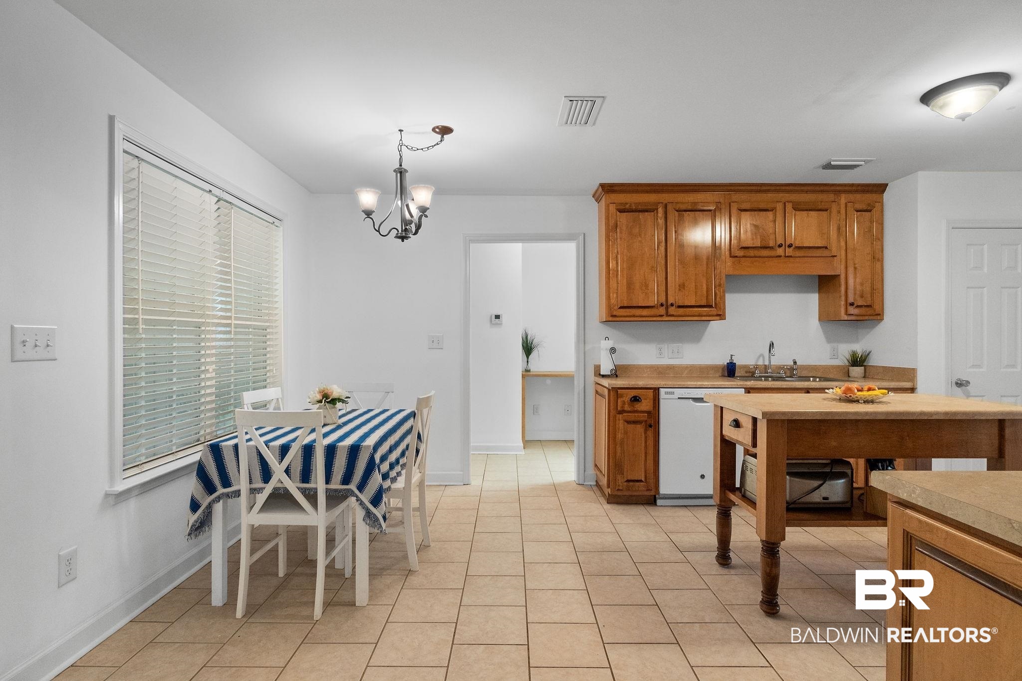 22091 Pecan Loop
