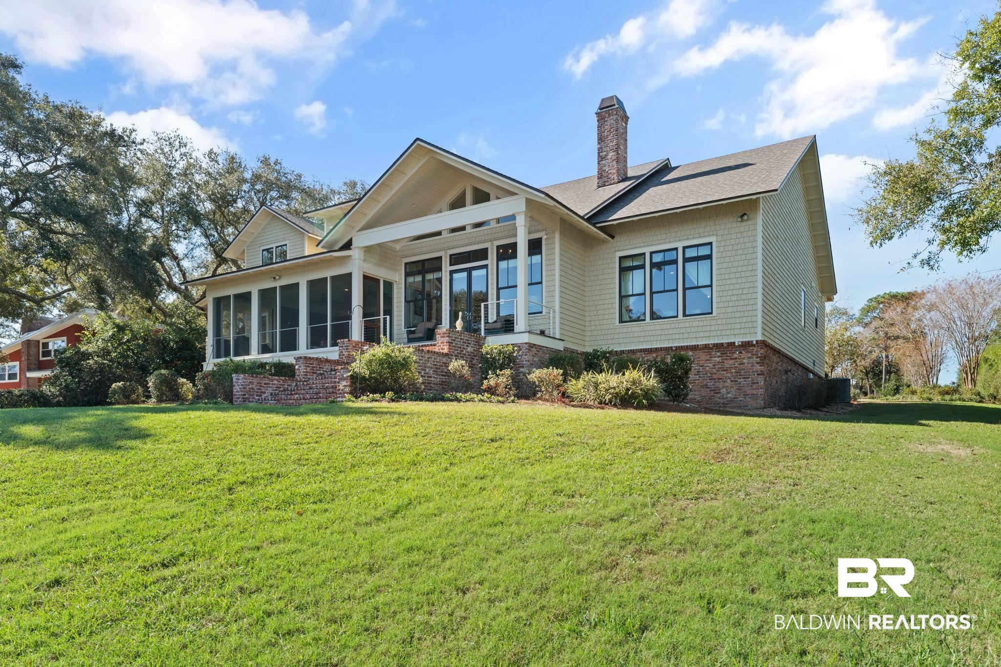 8730 Tuscaloosa Drive