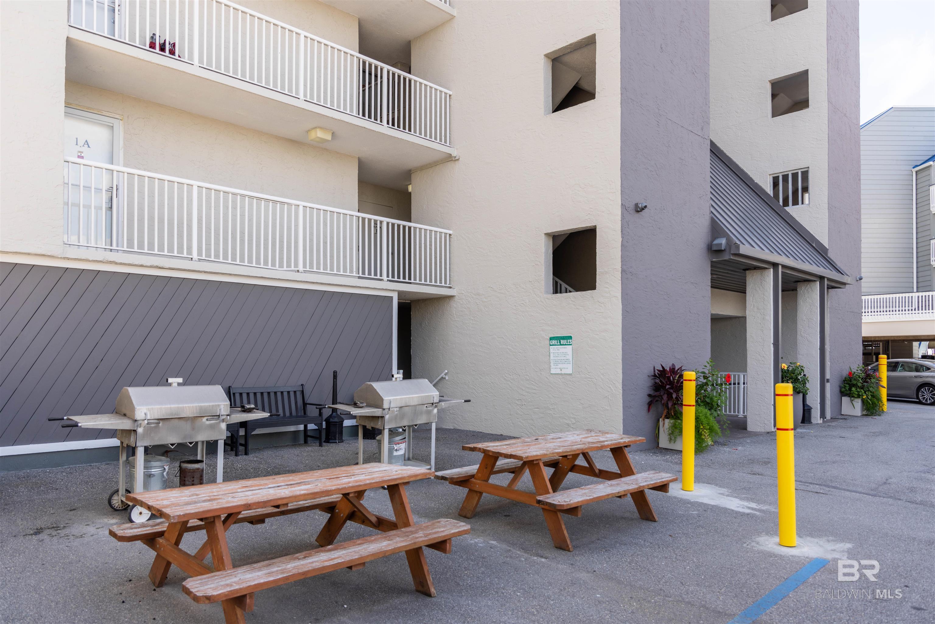 327 E Beach Boulevard 5D