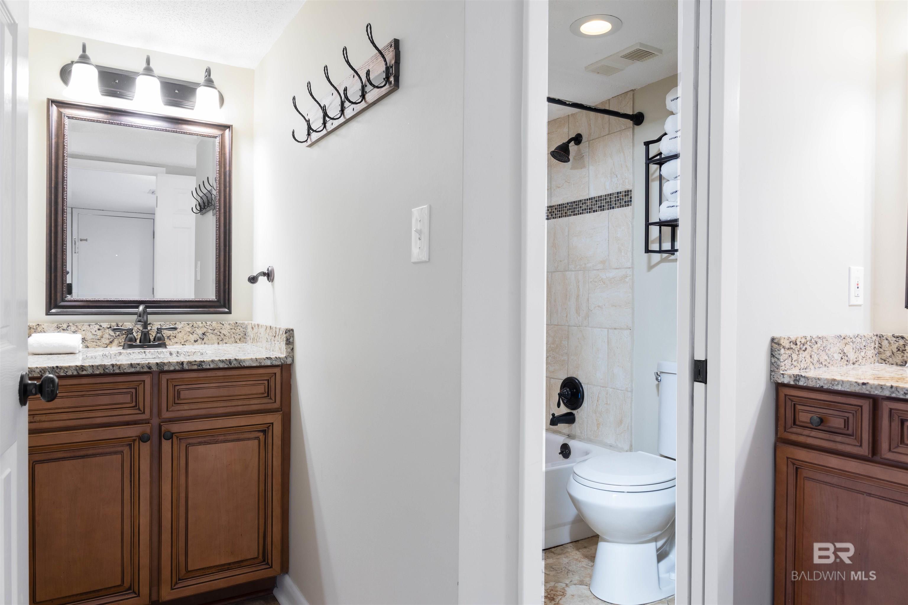 327 E Beach Boulevard 5D