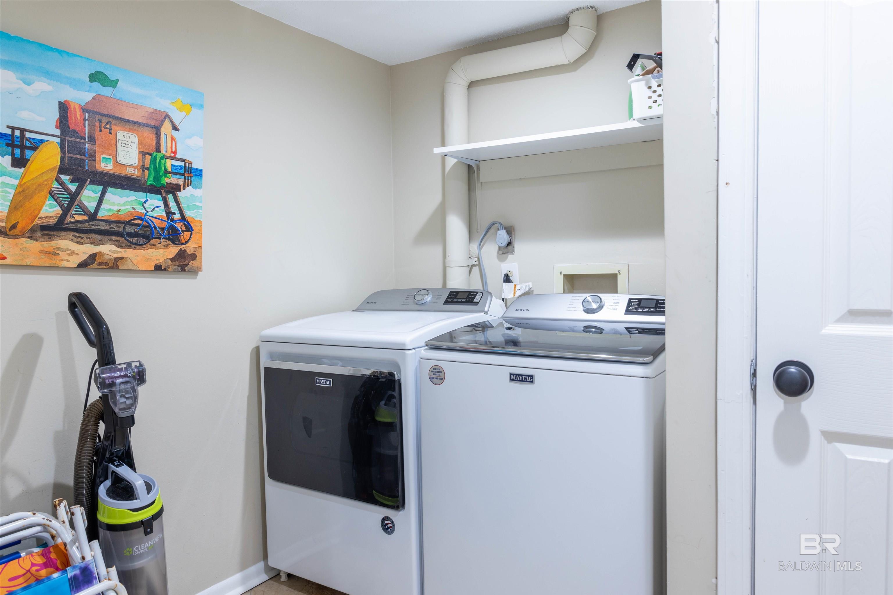 327 E Beach Boulevard 5D