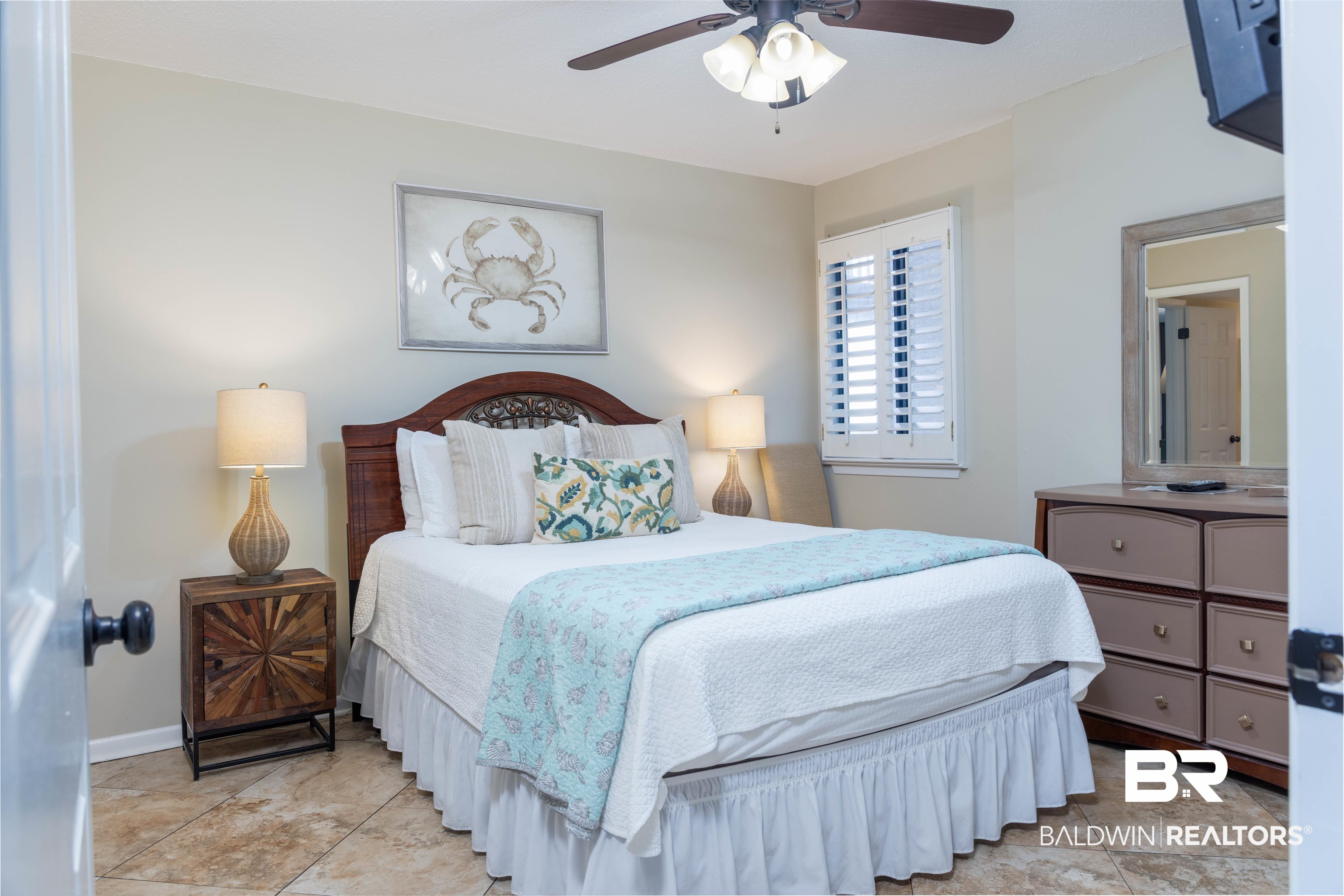 327 E Beach Boulevard 5D