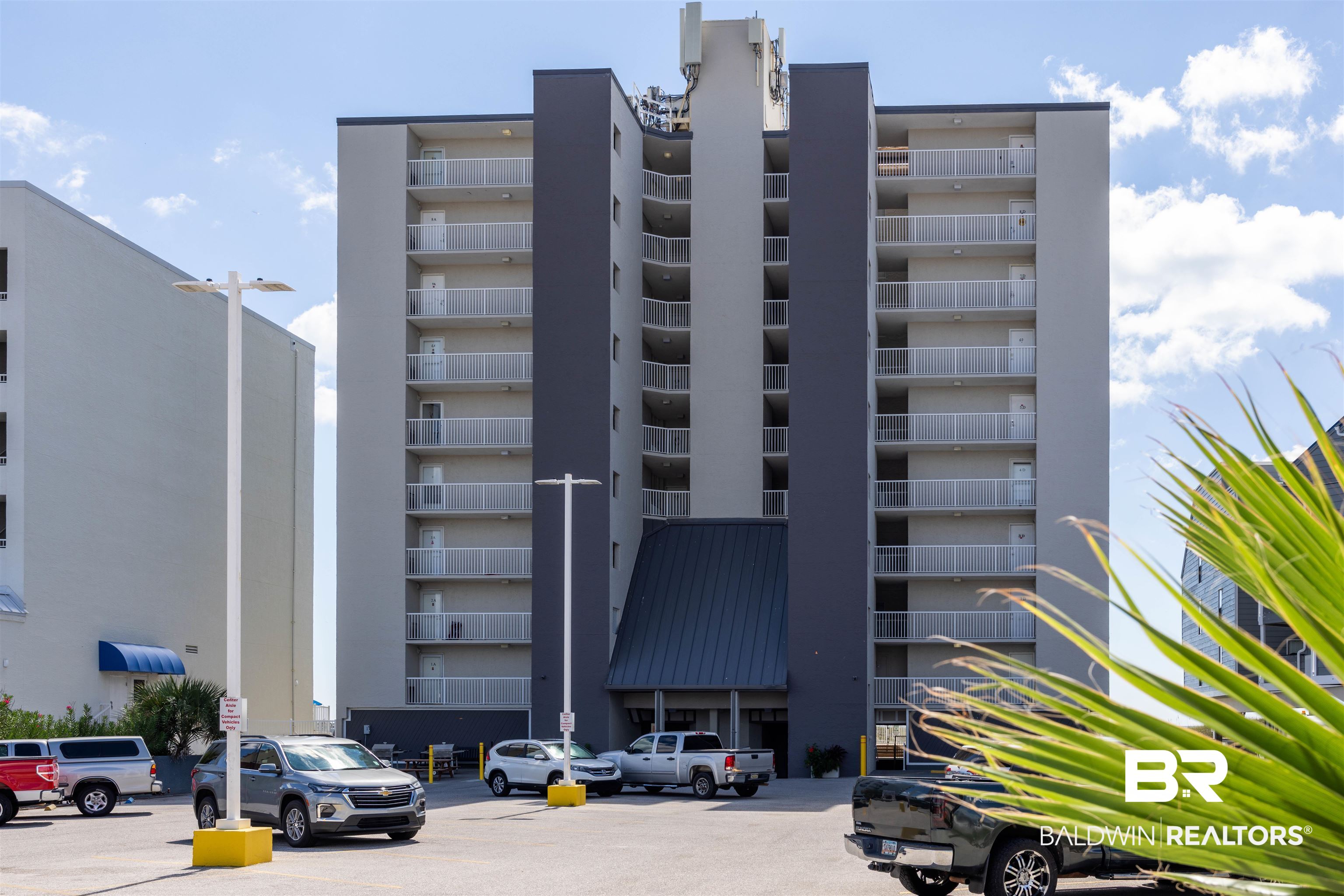 327 E Beach Boulevard 5D