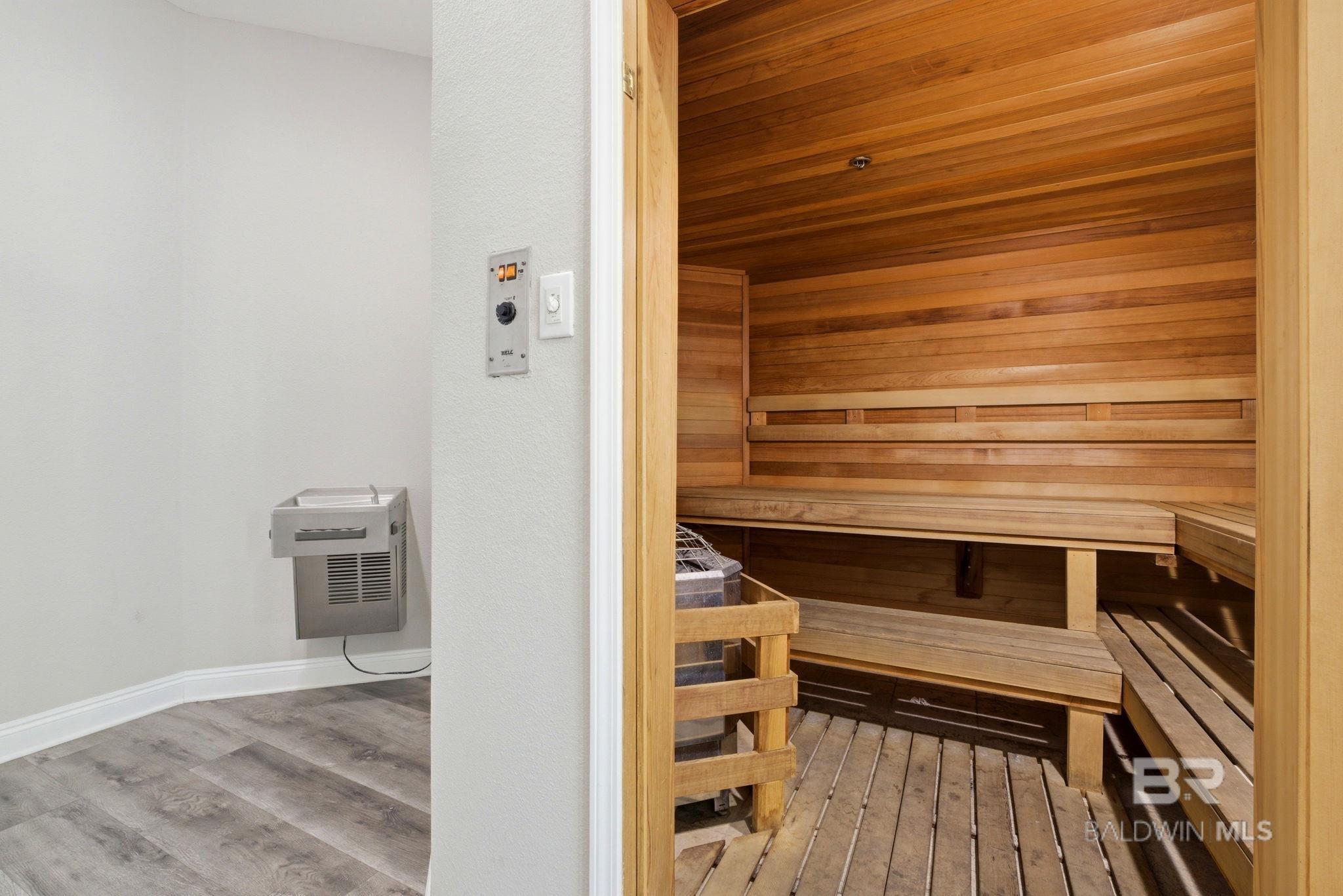 921 W Beach Boulevard 1307