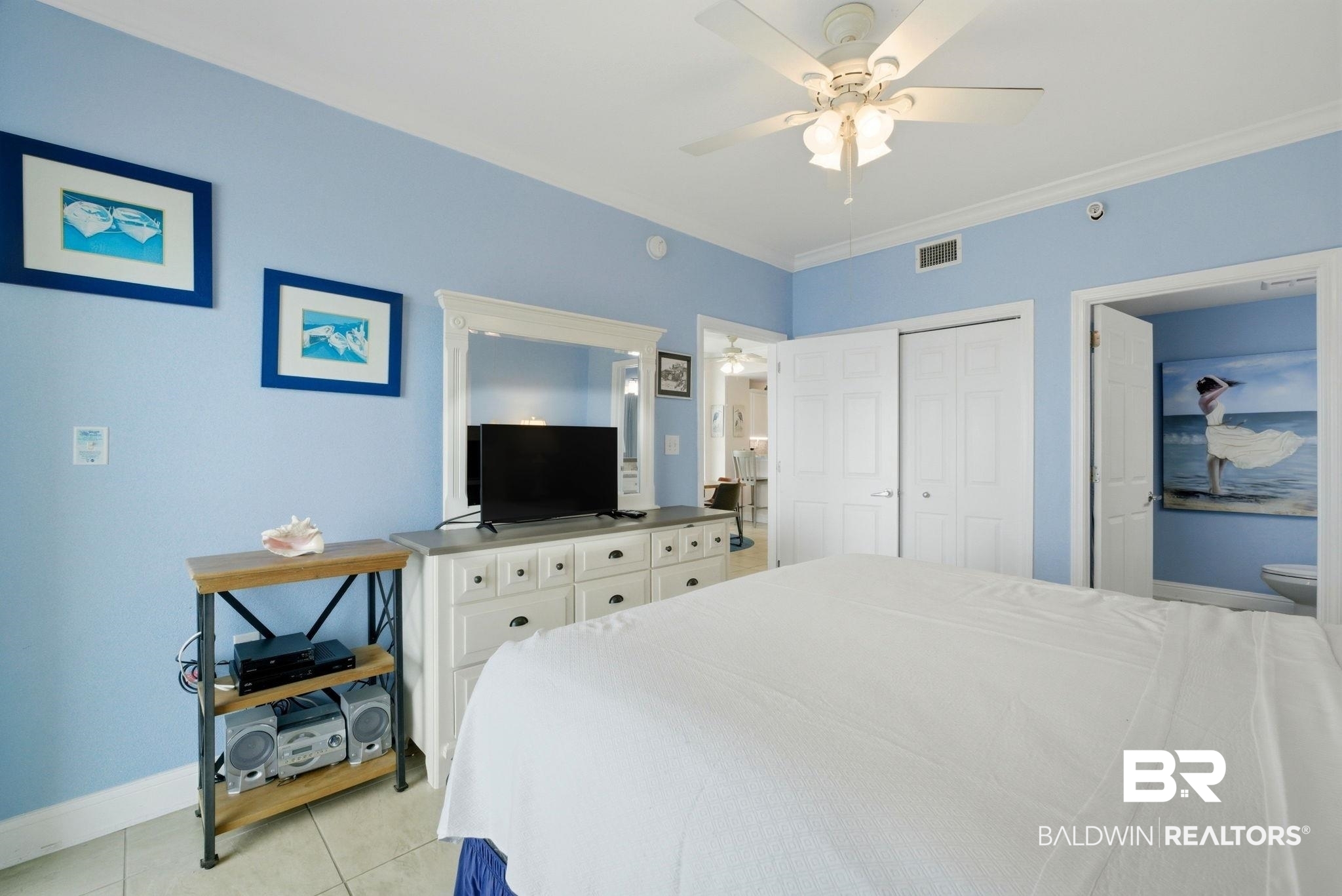 921 W Beach Boulevard 1307
