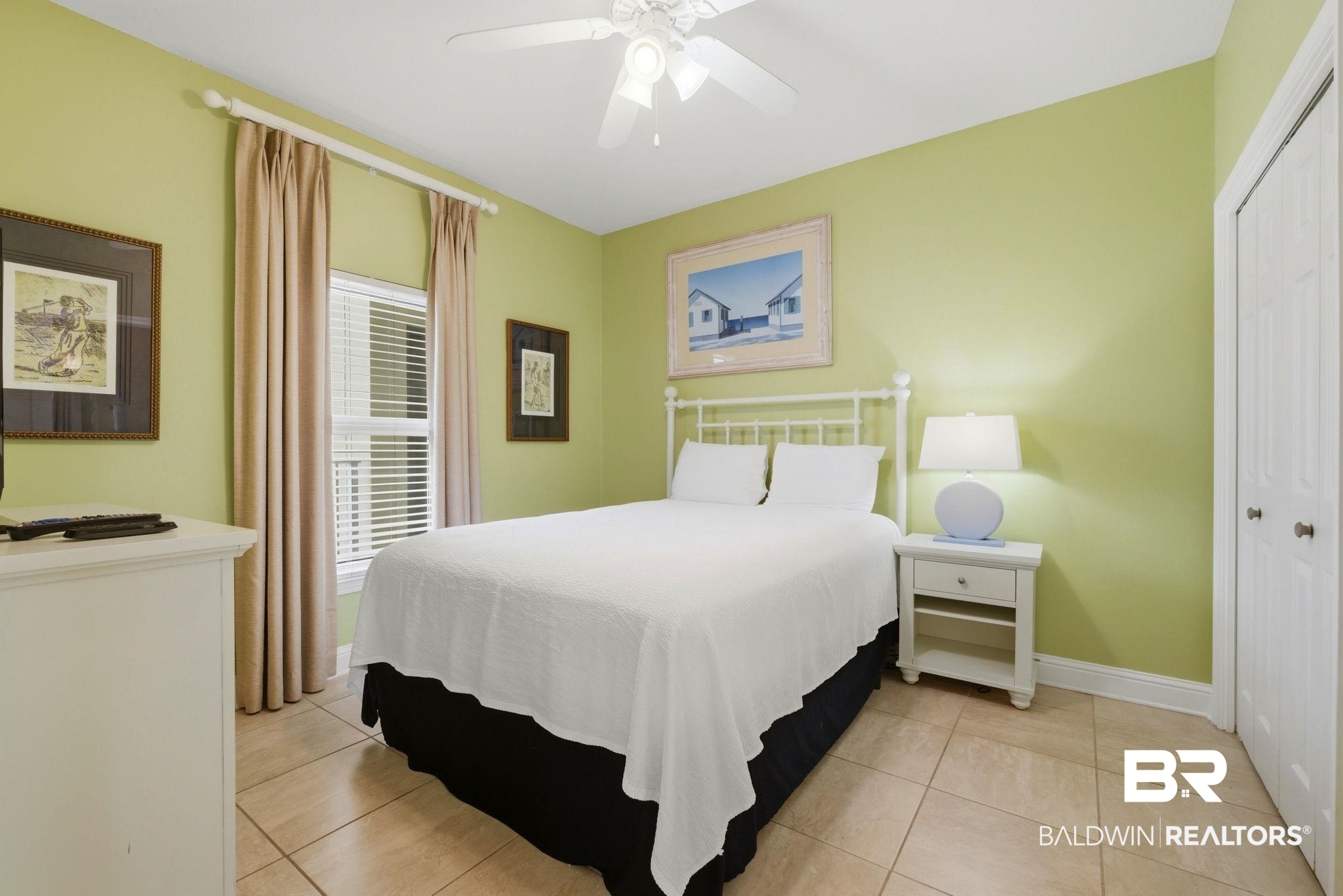 921 W Beach Boulevard 1307