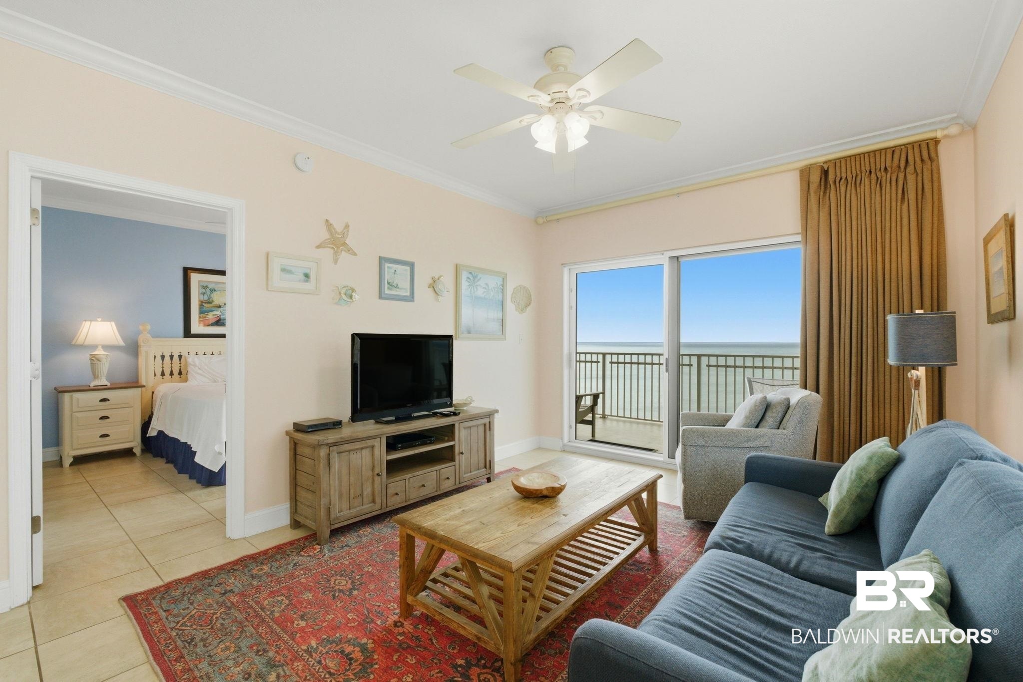 921 W Beach Boulevard 1307