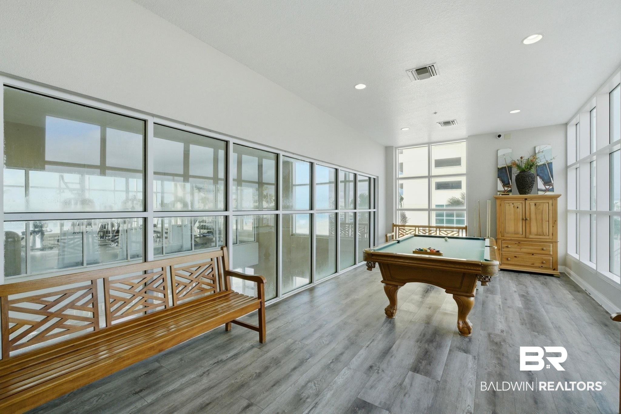 921 W Beach Boulevard 1307