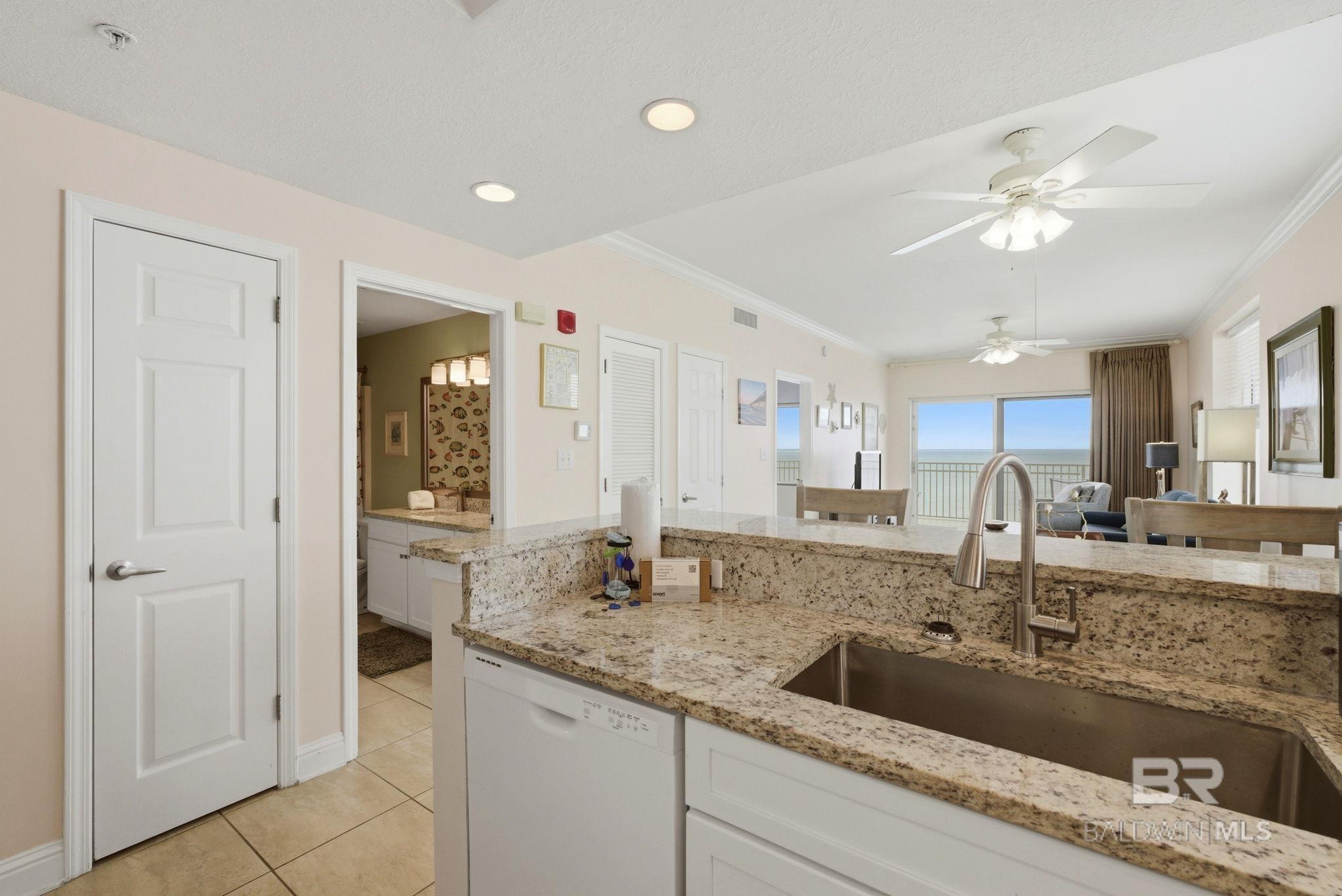 921 W Beach Boulevard 1307