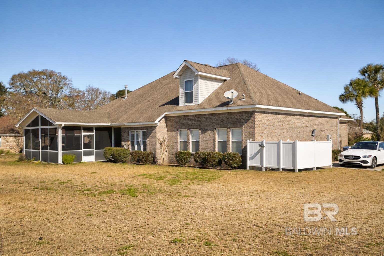 9197 Clubhouse Drive