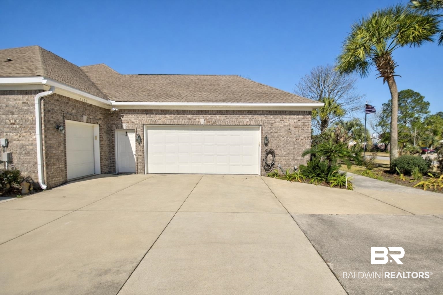 9197 Clubhouse Drive